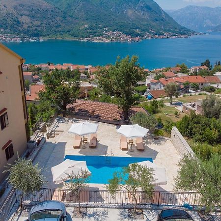 Our Sunset Apartments With Pool And Sea View Kotor Luaran gambar