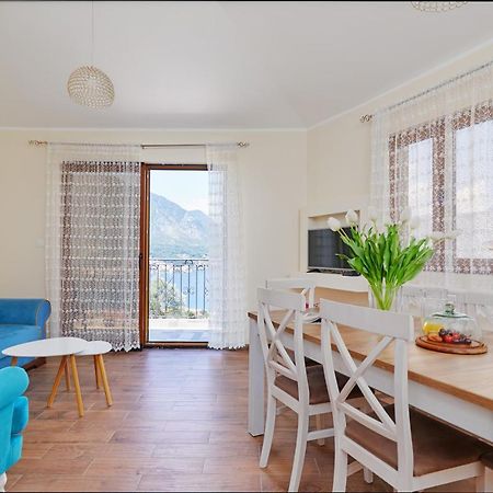 Our Sunset Apartments With Pool And Sea View Kotor Luaran gambar