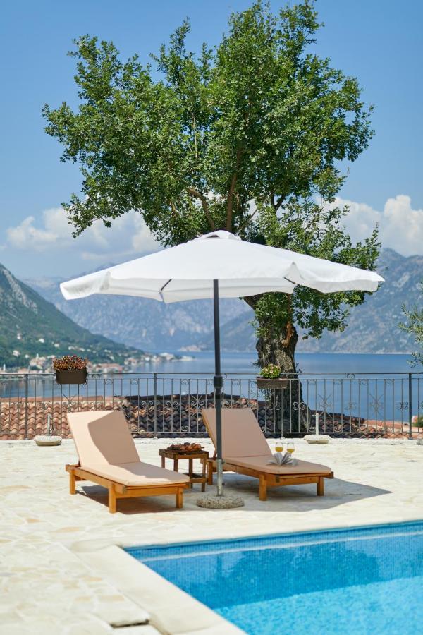 Our Sunset Apartments With Pool And Sea View Kotor Luaran gambar