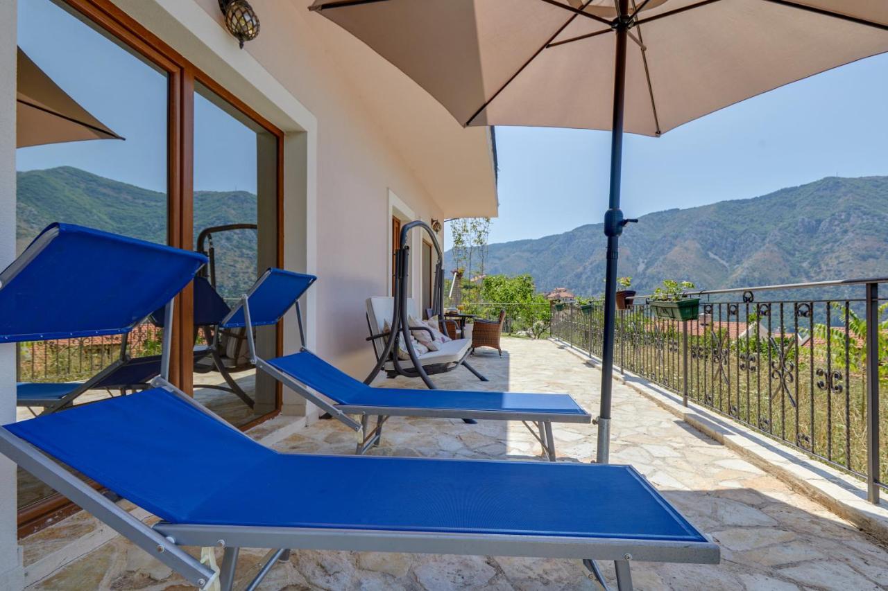 Our Sunset Apartments With Pool And Sea View Kotor Luaran gambar